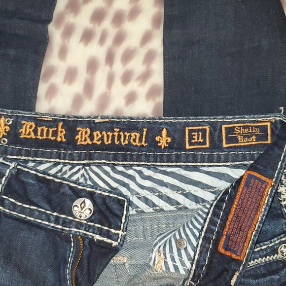 ROCK REVIVAL SIZE 31 SHELBY BOOT CUT JEANS - Picture 3 of 5